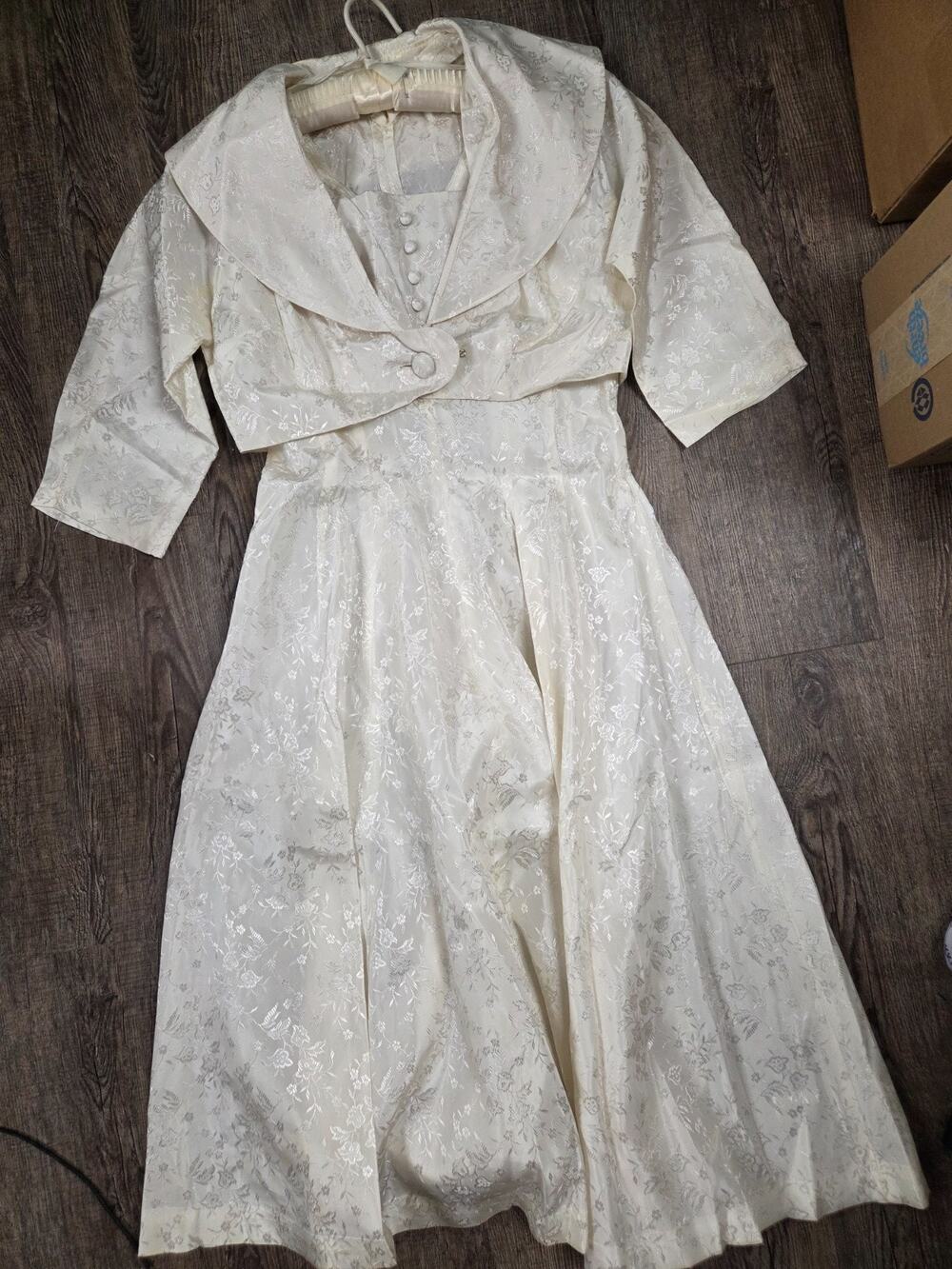 Vintage 1950s Brocade Antique Wedding Bride Dress with Jacket Small Cream Ivory